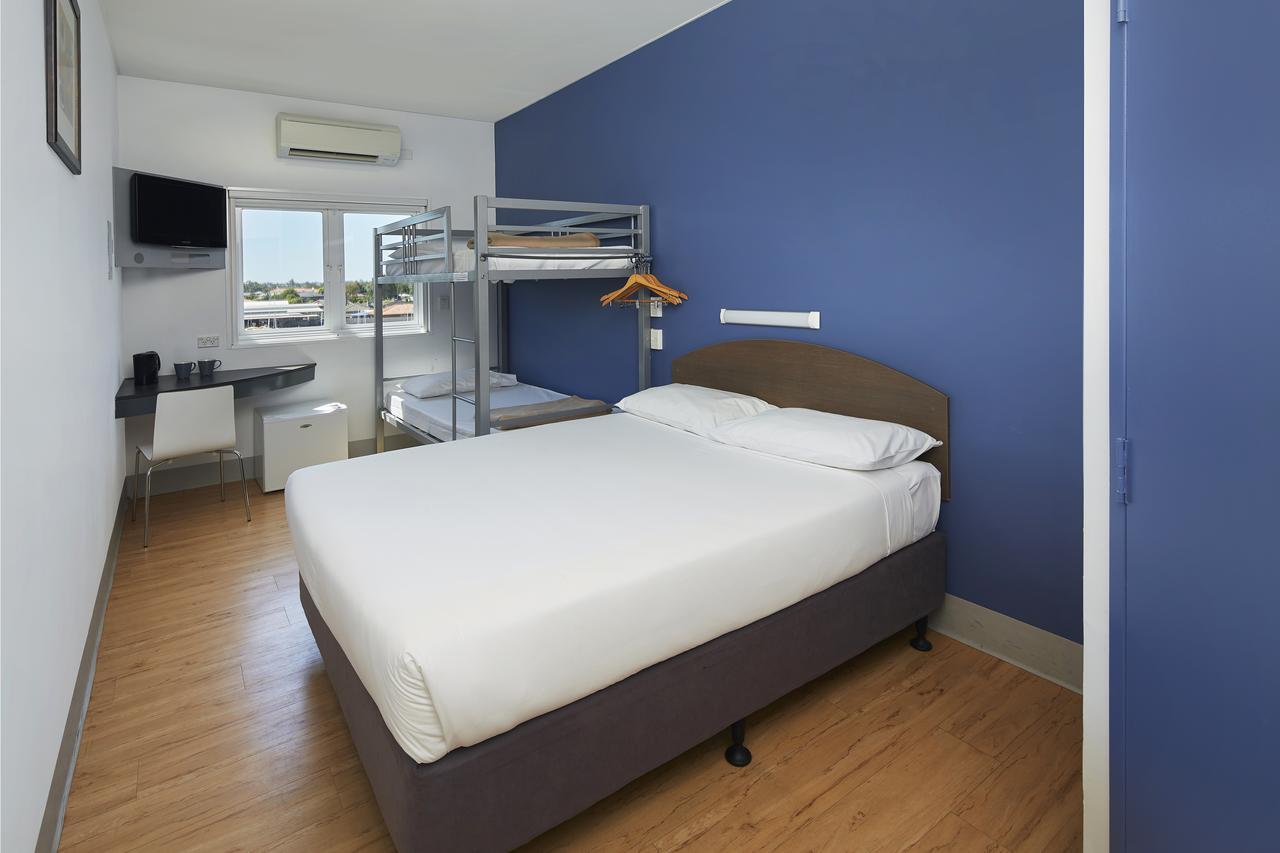 Ibis Budget Airport Hotel Perth