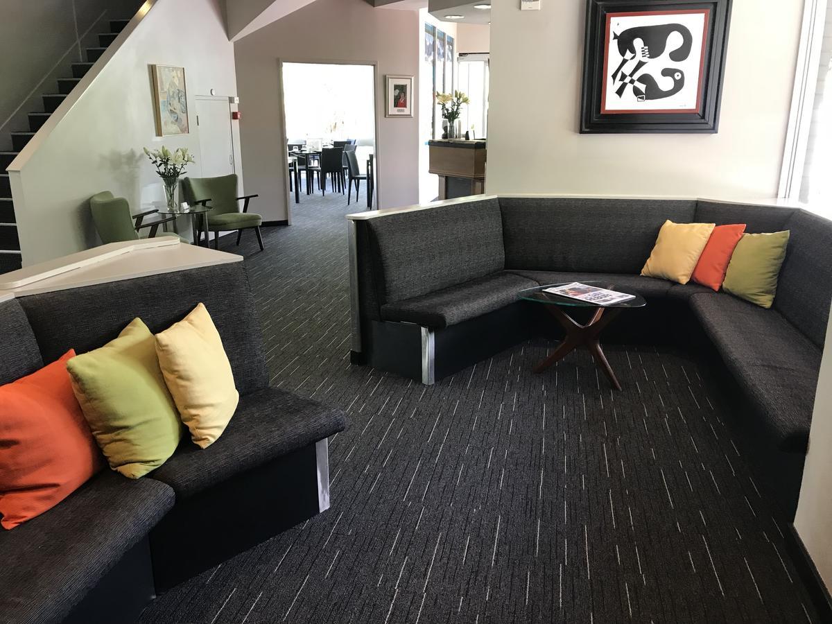 Sullivans 4* Perth