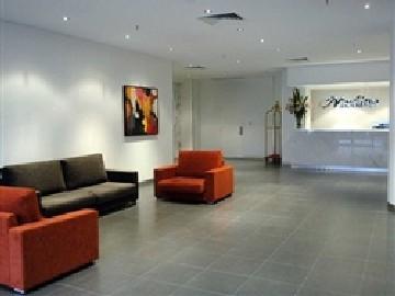 Adina Barrack Plaza Aparthotel