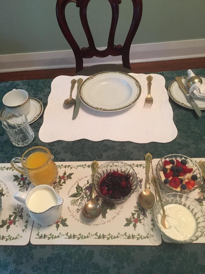 Bed & Breakfast Exley House