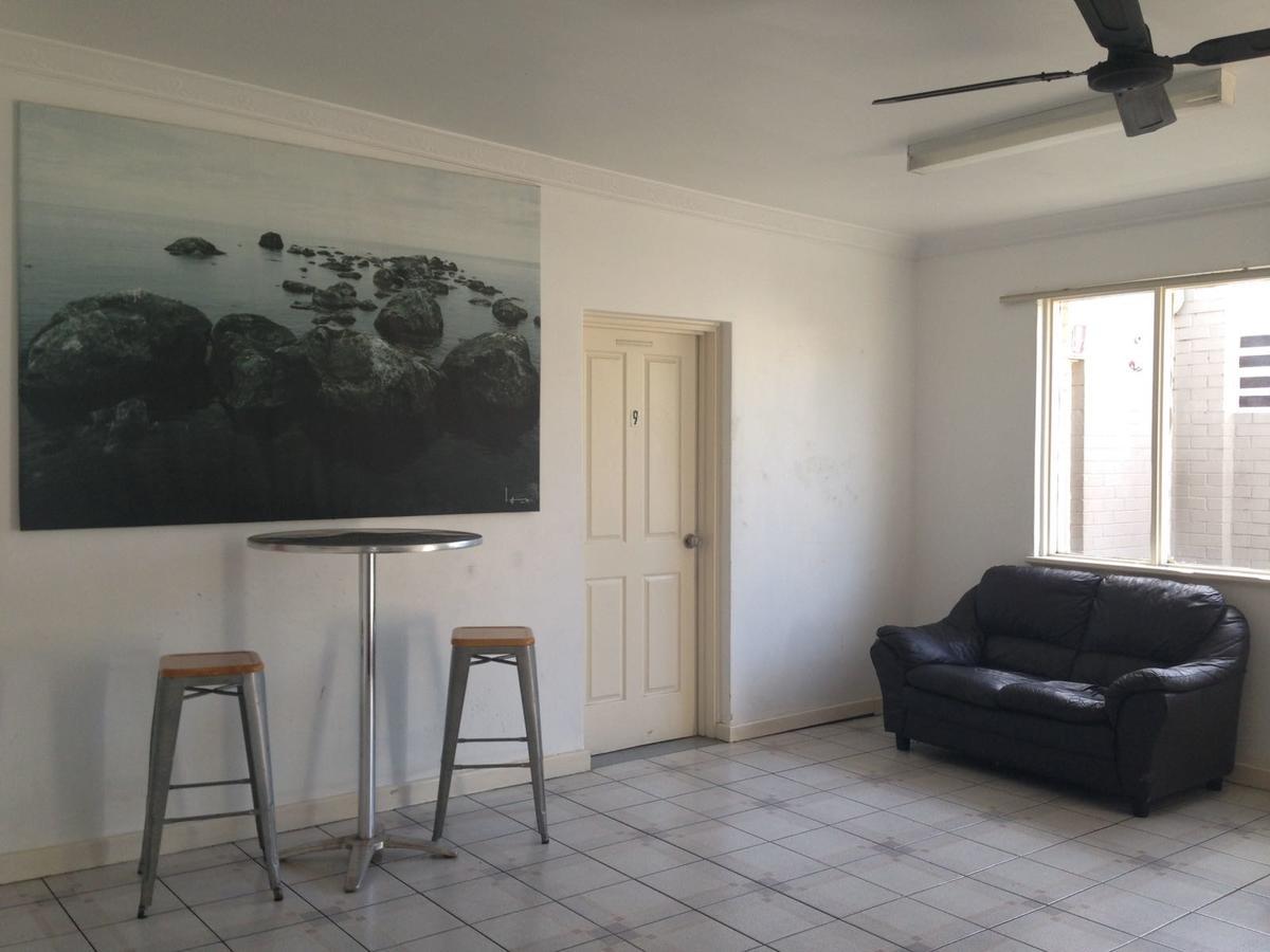 Central Backpackers * Perth