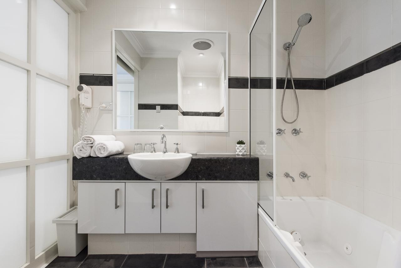 Staywest Subiaco Village 40 Apartment *