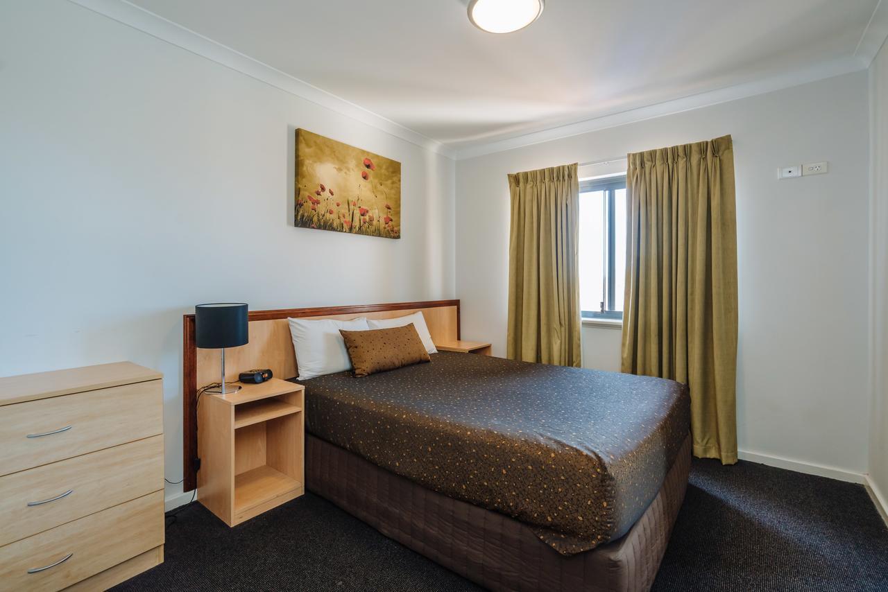Aparthotel Canning Bridge Auto 3*
