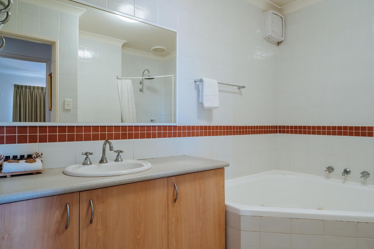 Canning Bridge Auto 3* Perth