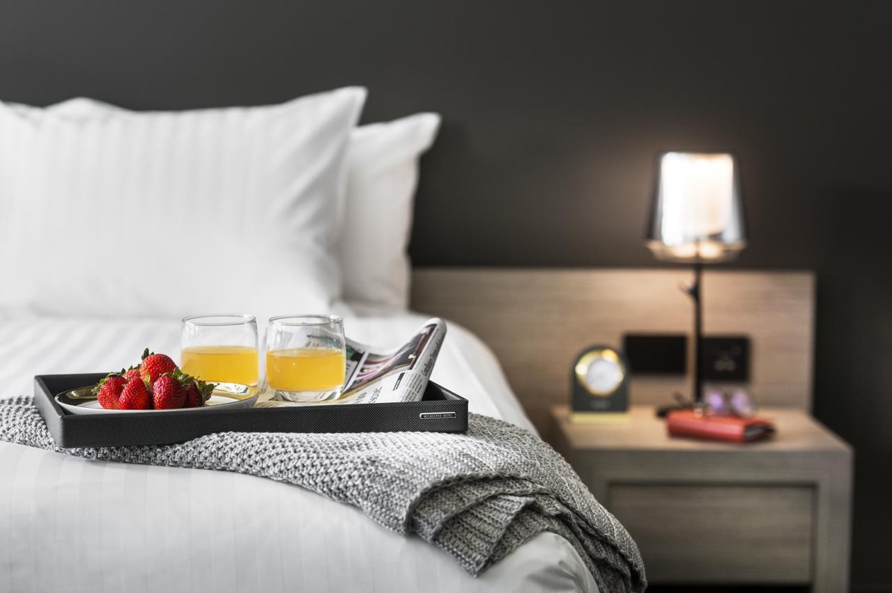 The Melbourne 5*