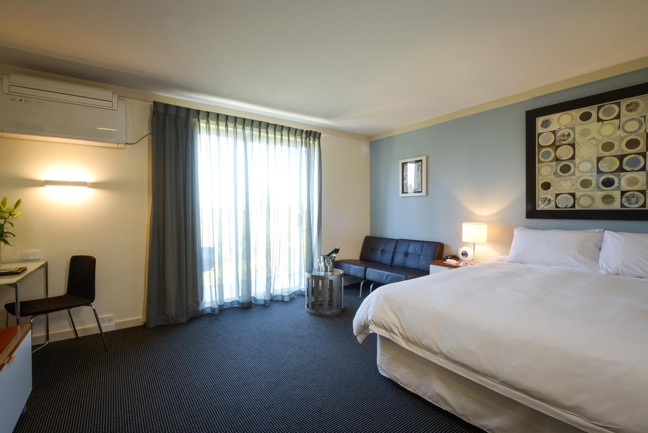 Hotel Sullivans 4*