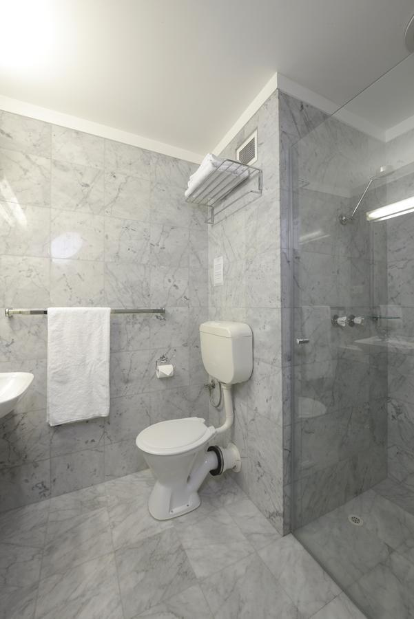 Hotel Sullivans Perth