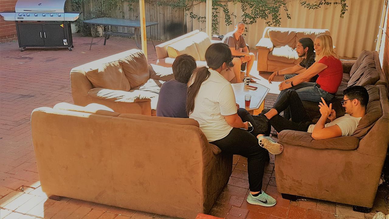 Myozexp Palmerston Hostel
