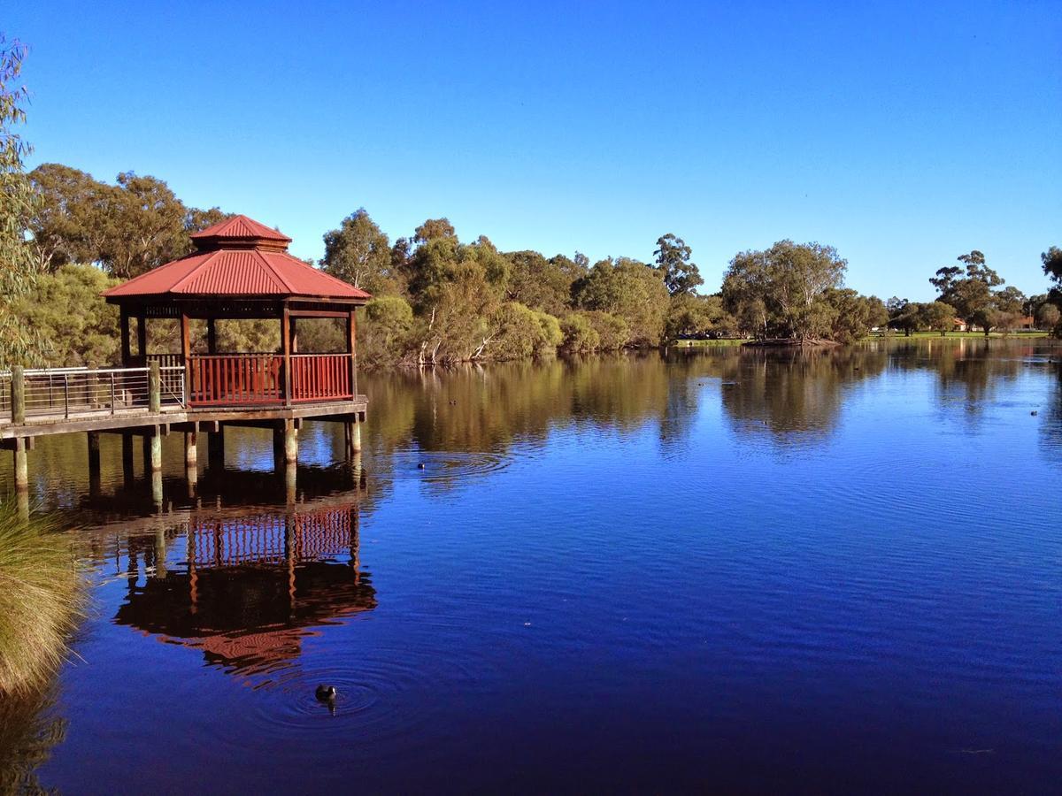 Lakeside Perth