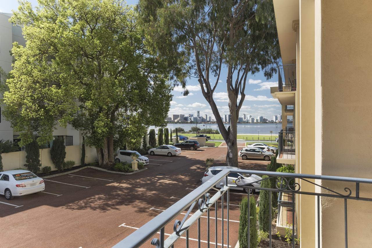 The Peninsula Riverside Serviced