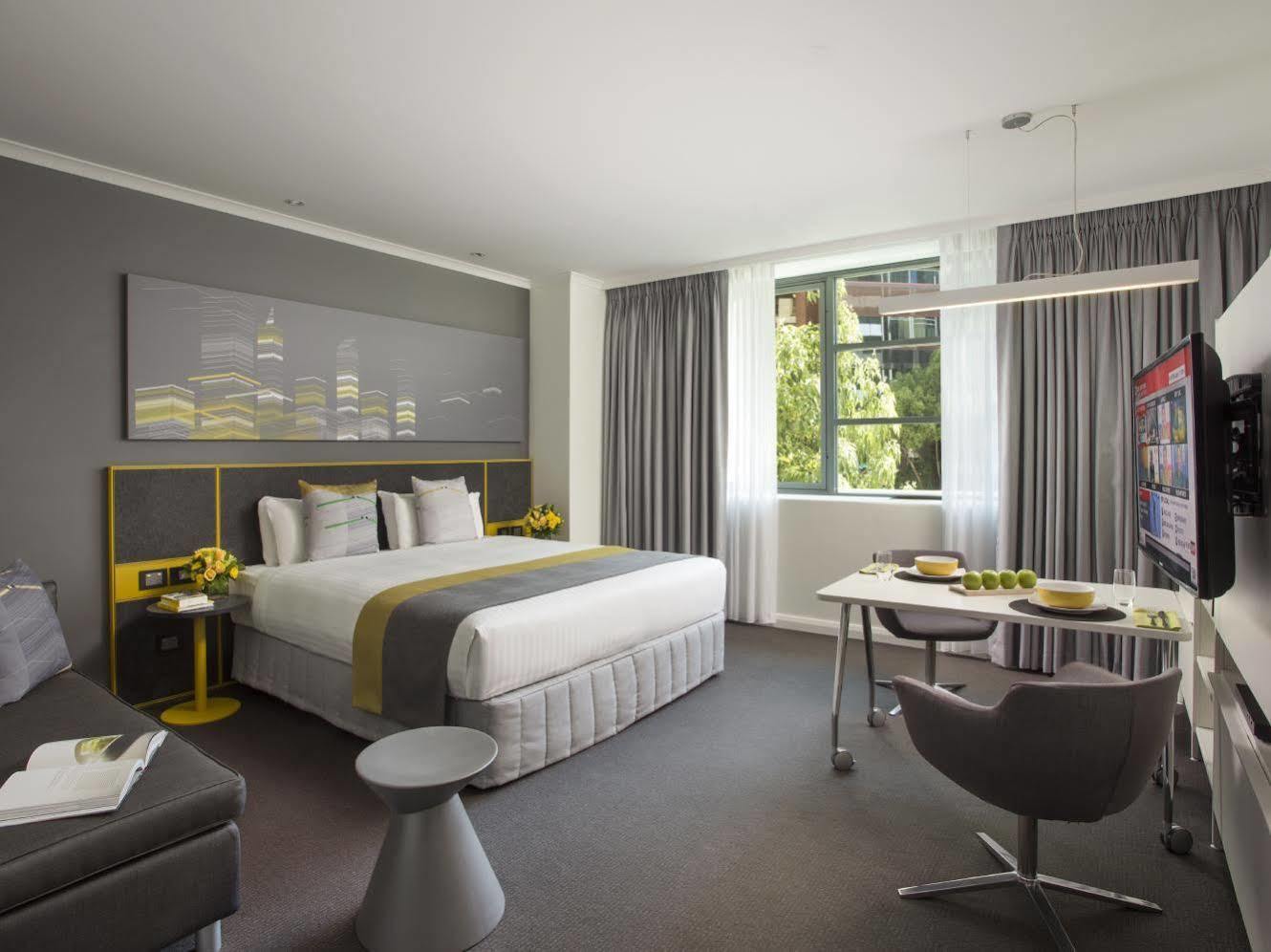 Citadines St Georges Terrace 4*
