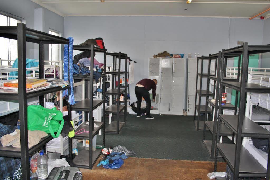 The Hive - Traveler Friendly, Passport Only Hostel