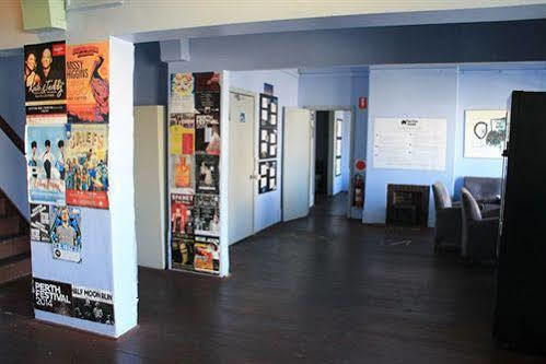 The Hive - Traveler Friendly, Passport Only Hostel Perth