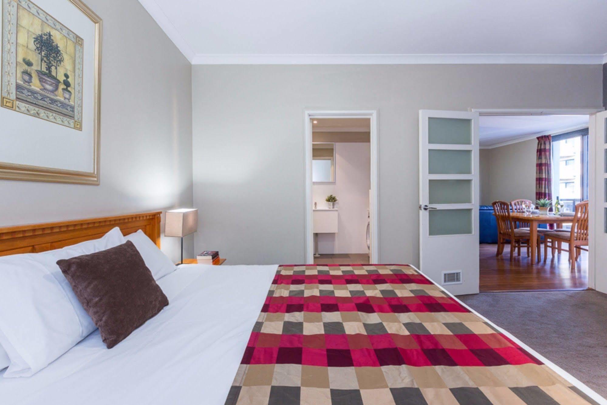Mont Clare Boutique Aparthotel Perth