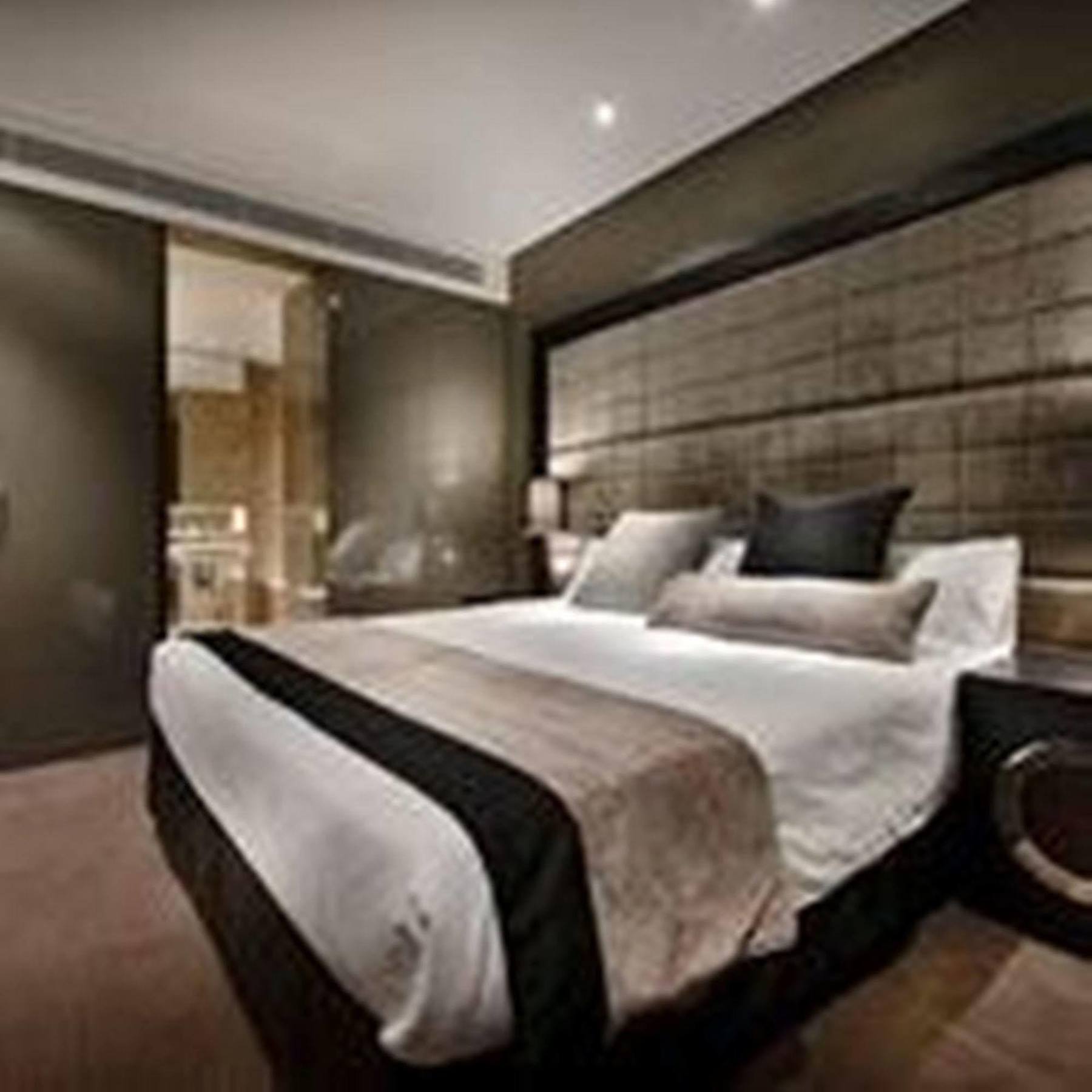 Fraser Aparthotel 5*