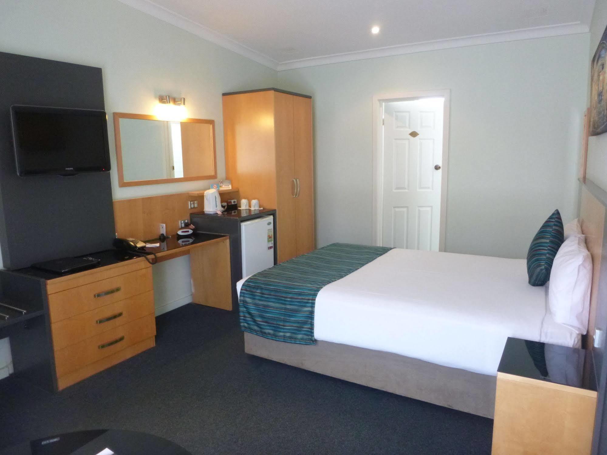 Comfort Bel Eyre Motel 3*