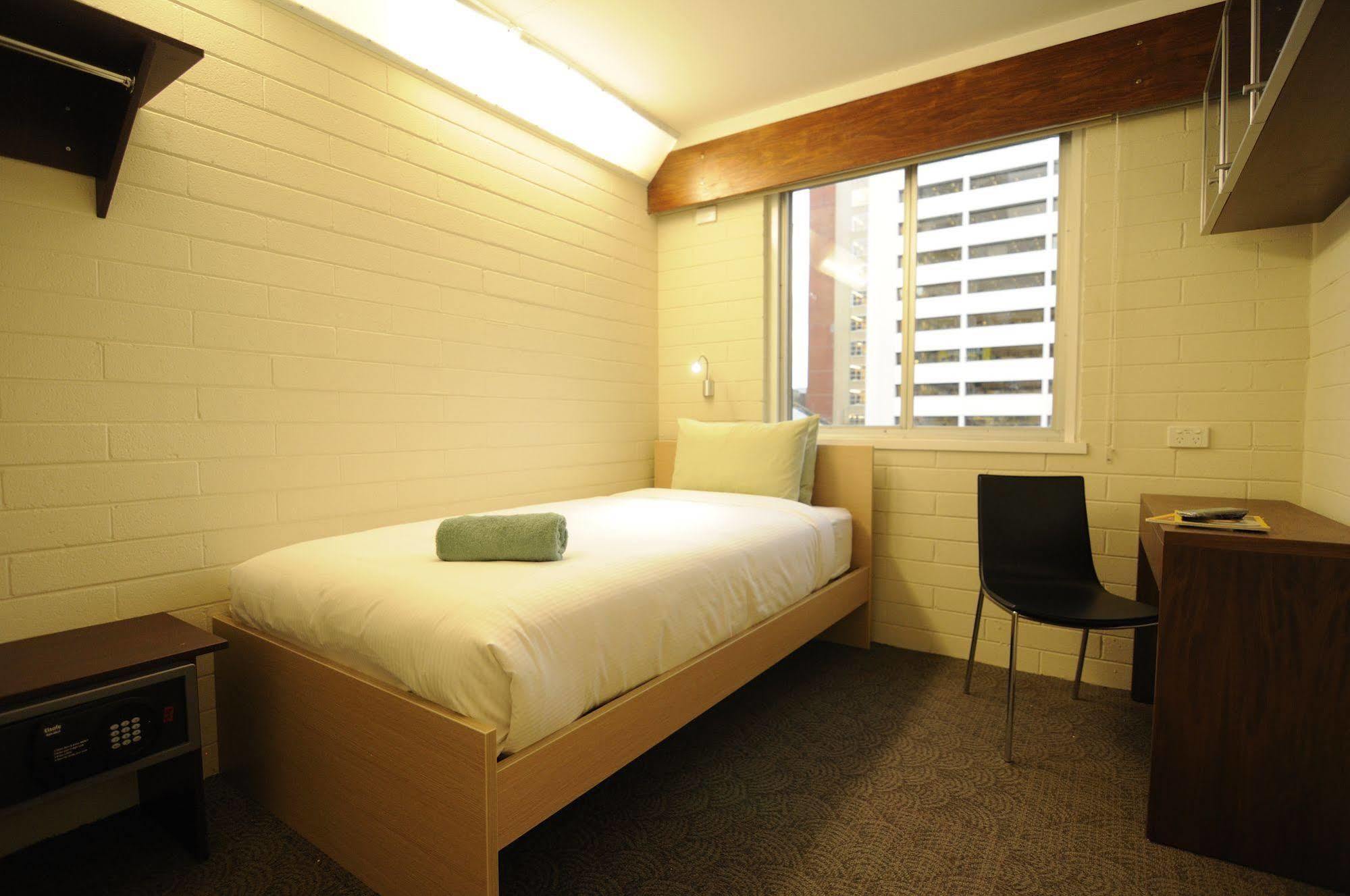 Kangaroo Hostel