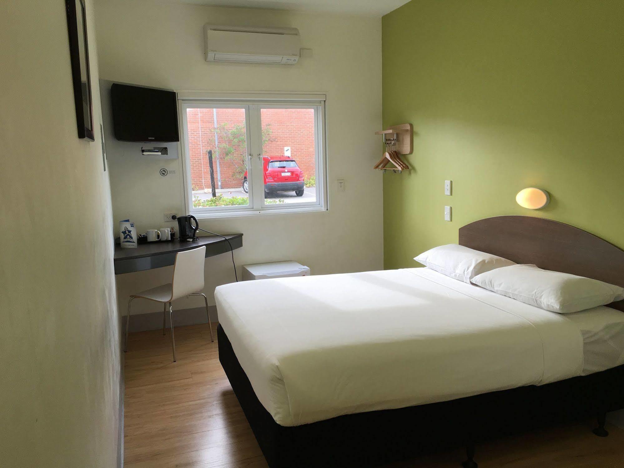 Ibis Budget Airport Hotel Perth