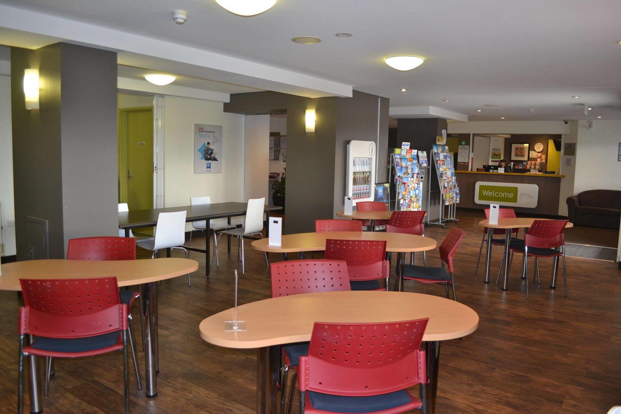 Ibis Budget Airport 3* Perth