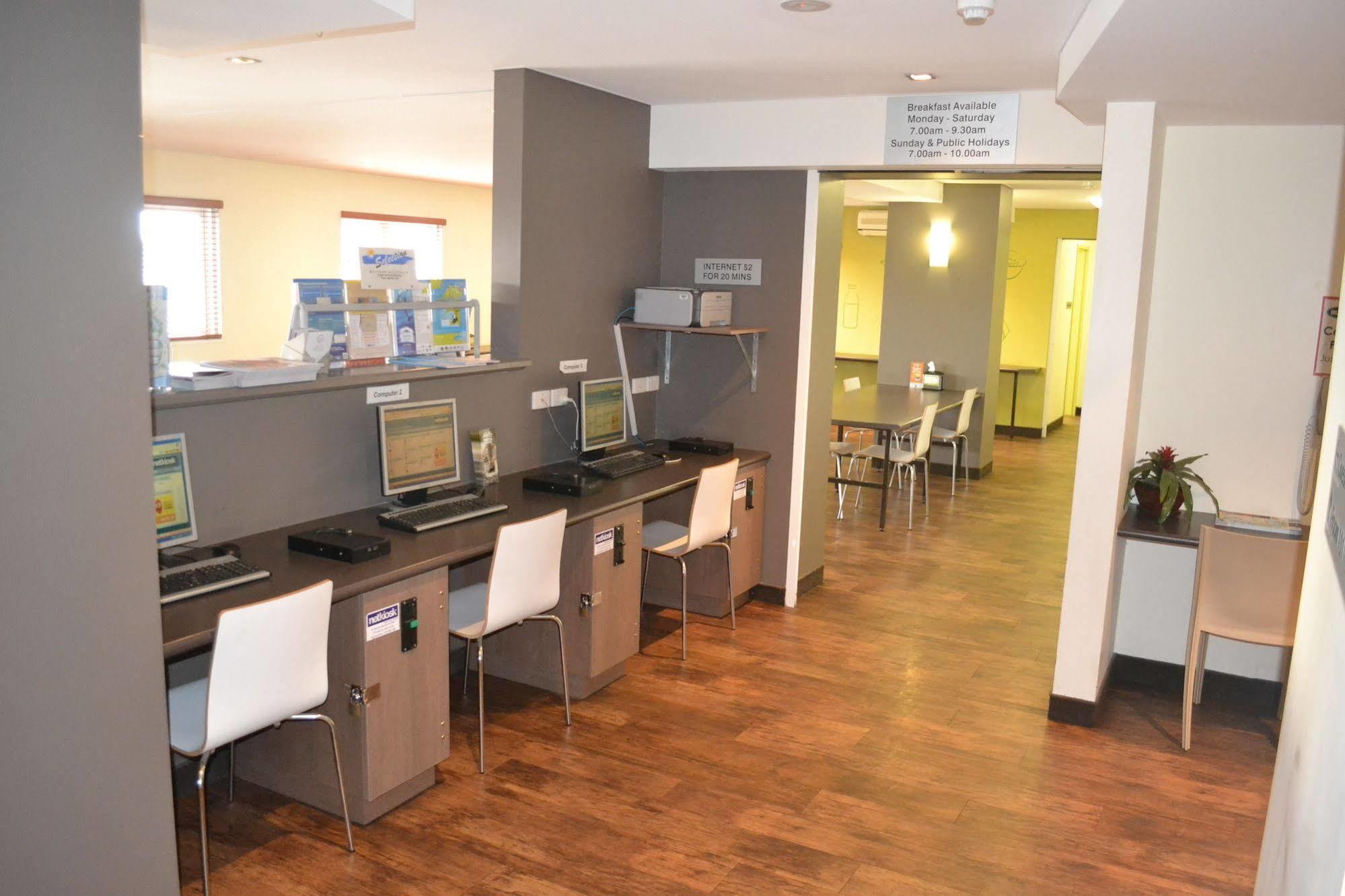 Ibis Budget Airport