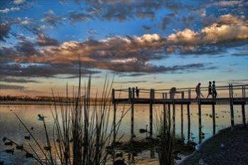 Hotel Joondalup 3*