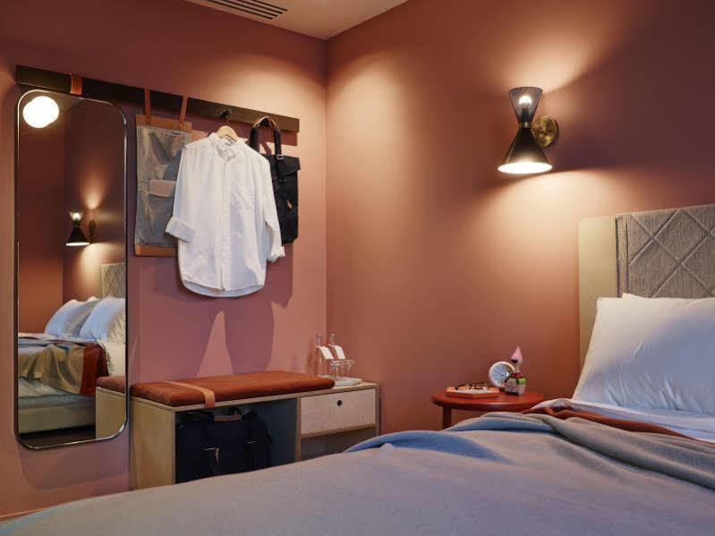 Alex Hotel
