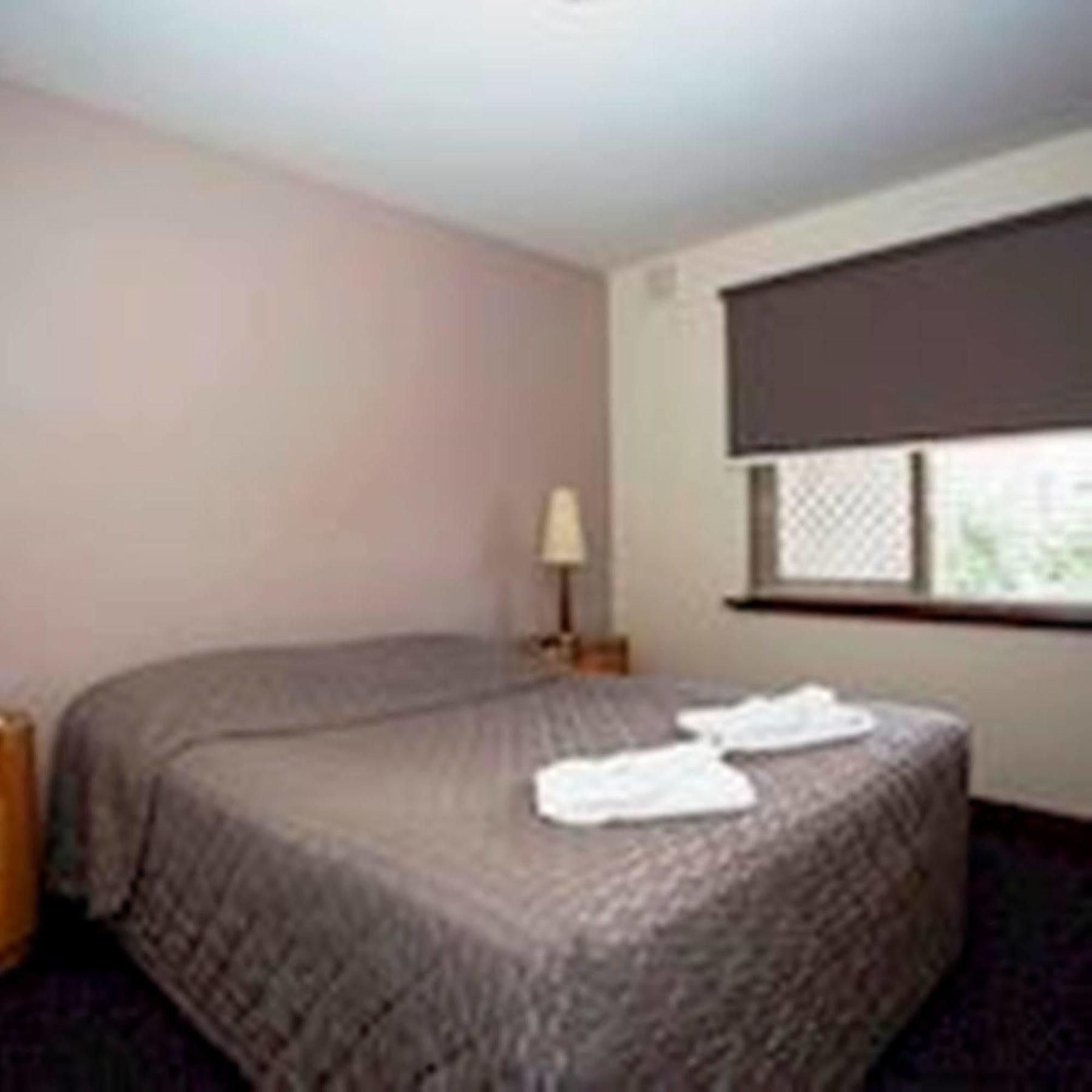 Burswood Motel 3*