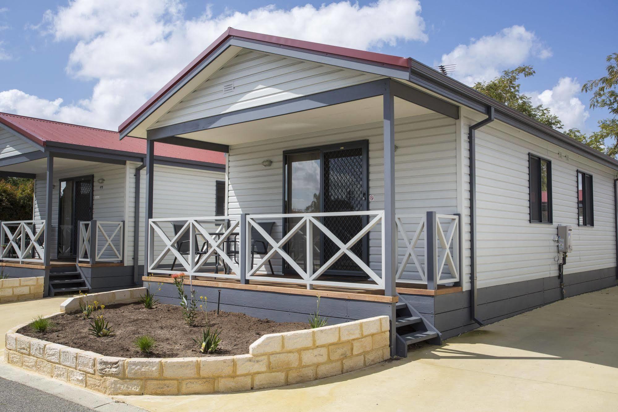 Holiday park Discovery Parks - Airport 4*