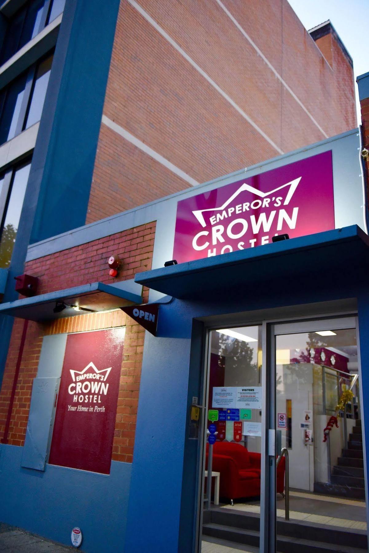 The Emperors Crown Hostel Perth
