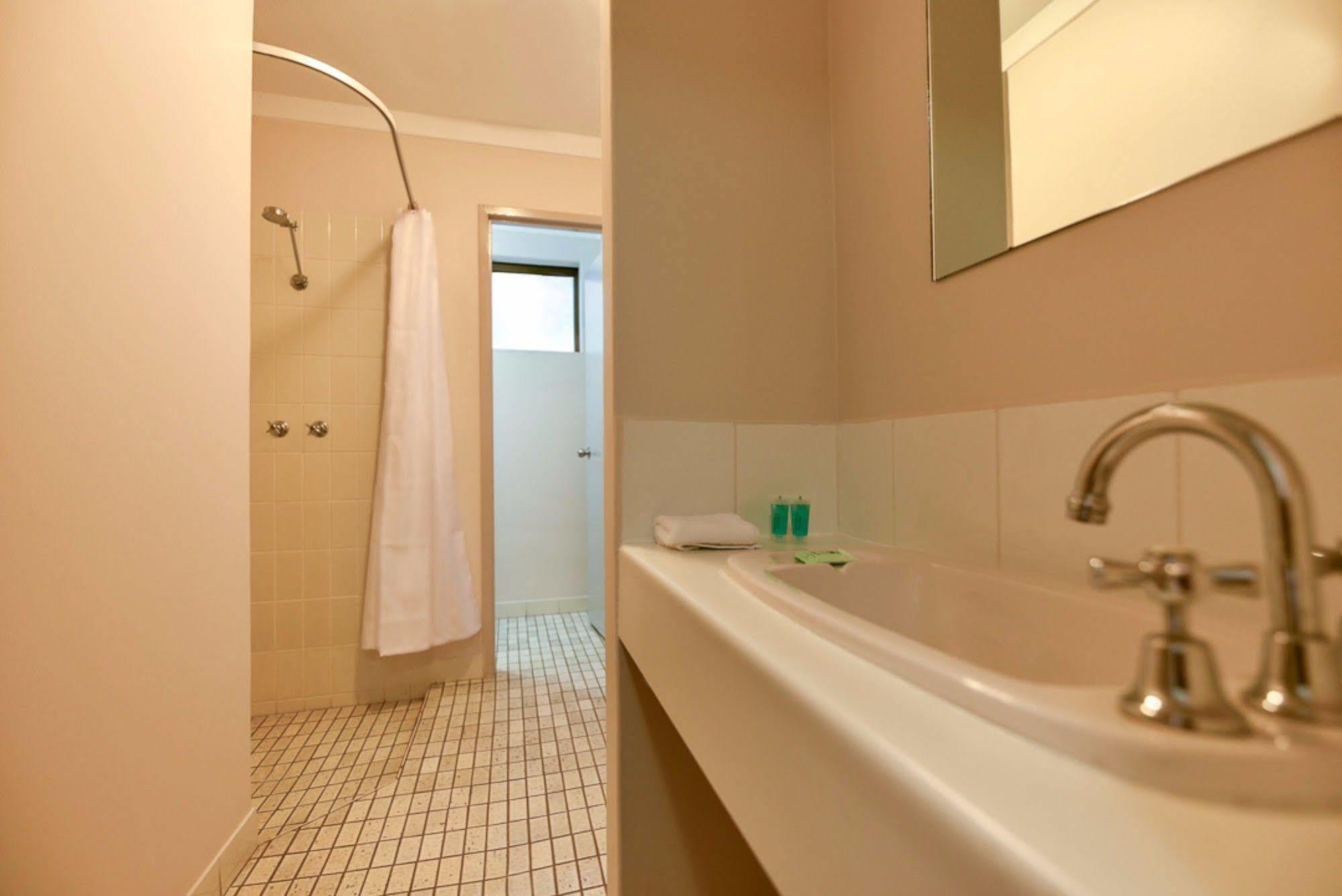 Sanno Marracoonda Airport Hotel