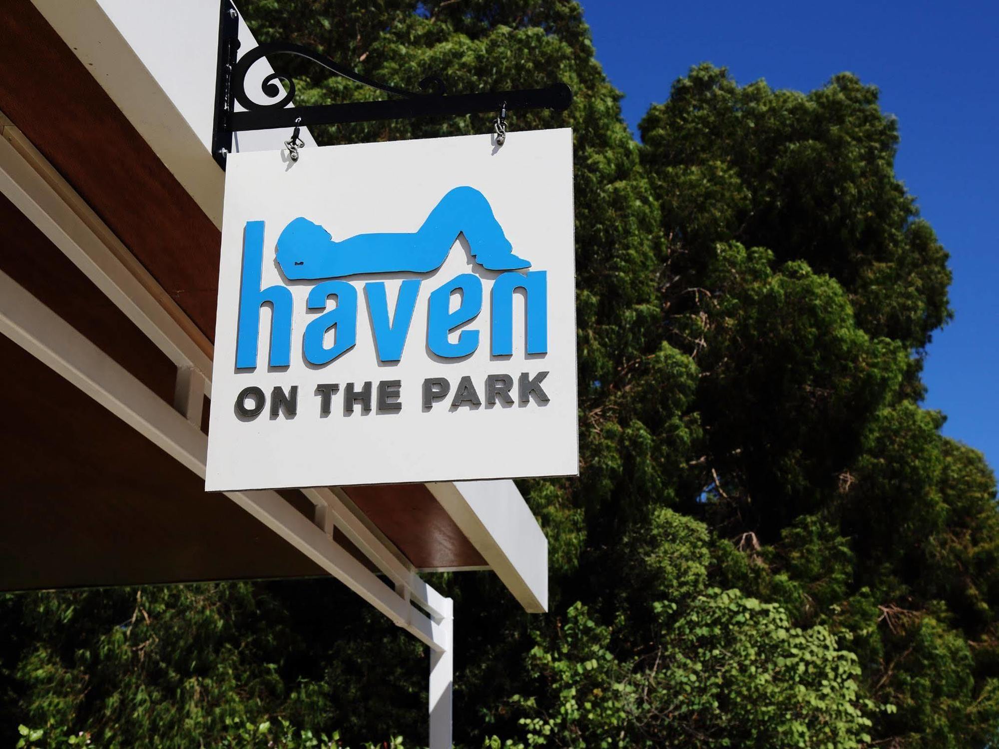 Haven On The Park Guest house 5*