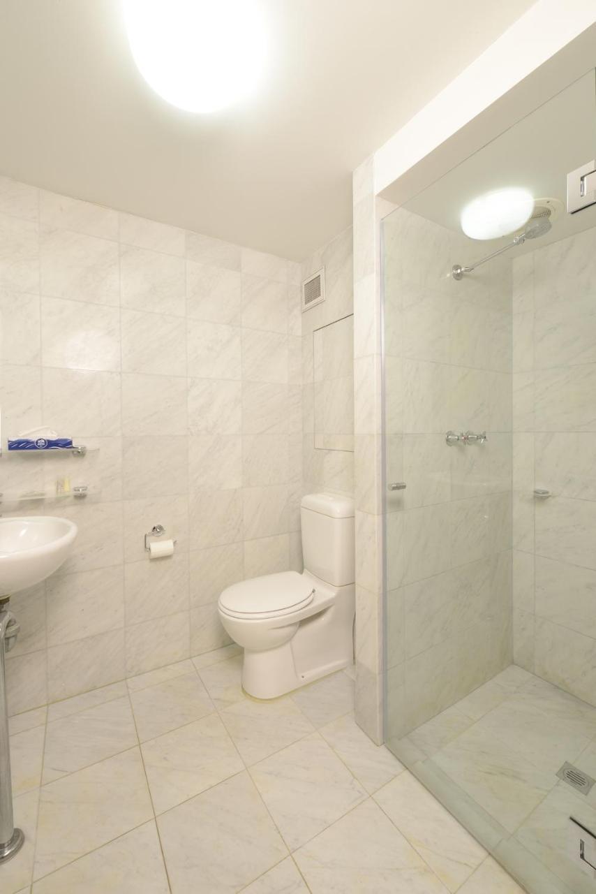 Hotel Sullivans 4*