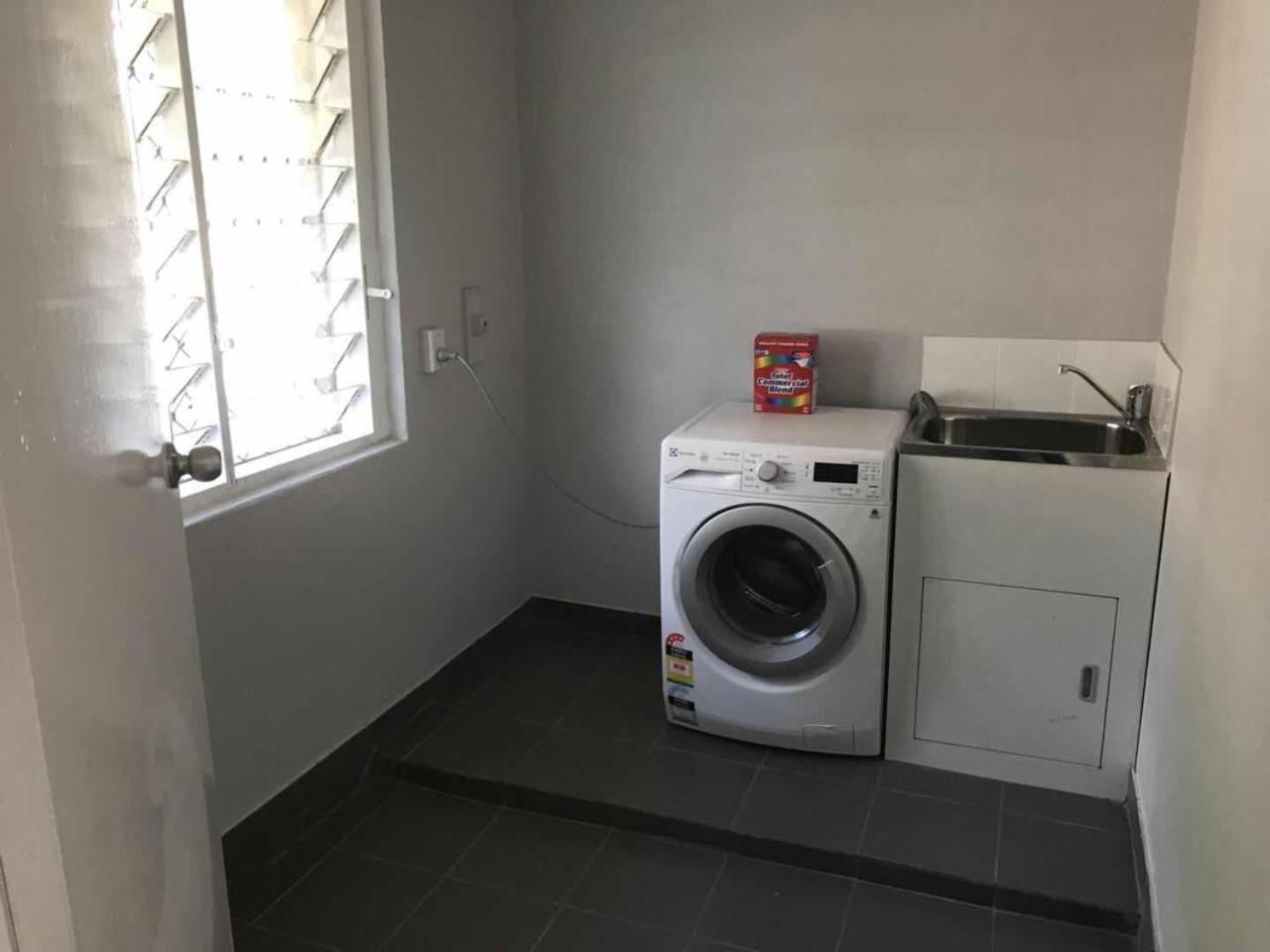 Maddington House Unit A Perth