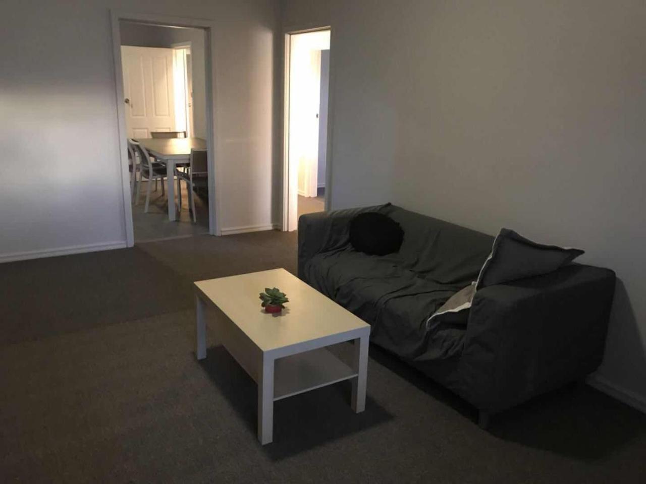 Rumah liburan Maddington House Unit A Perth