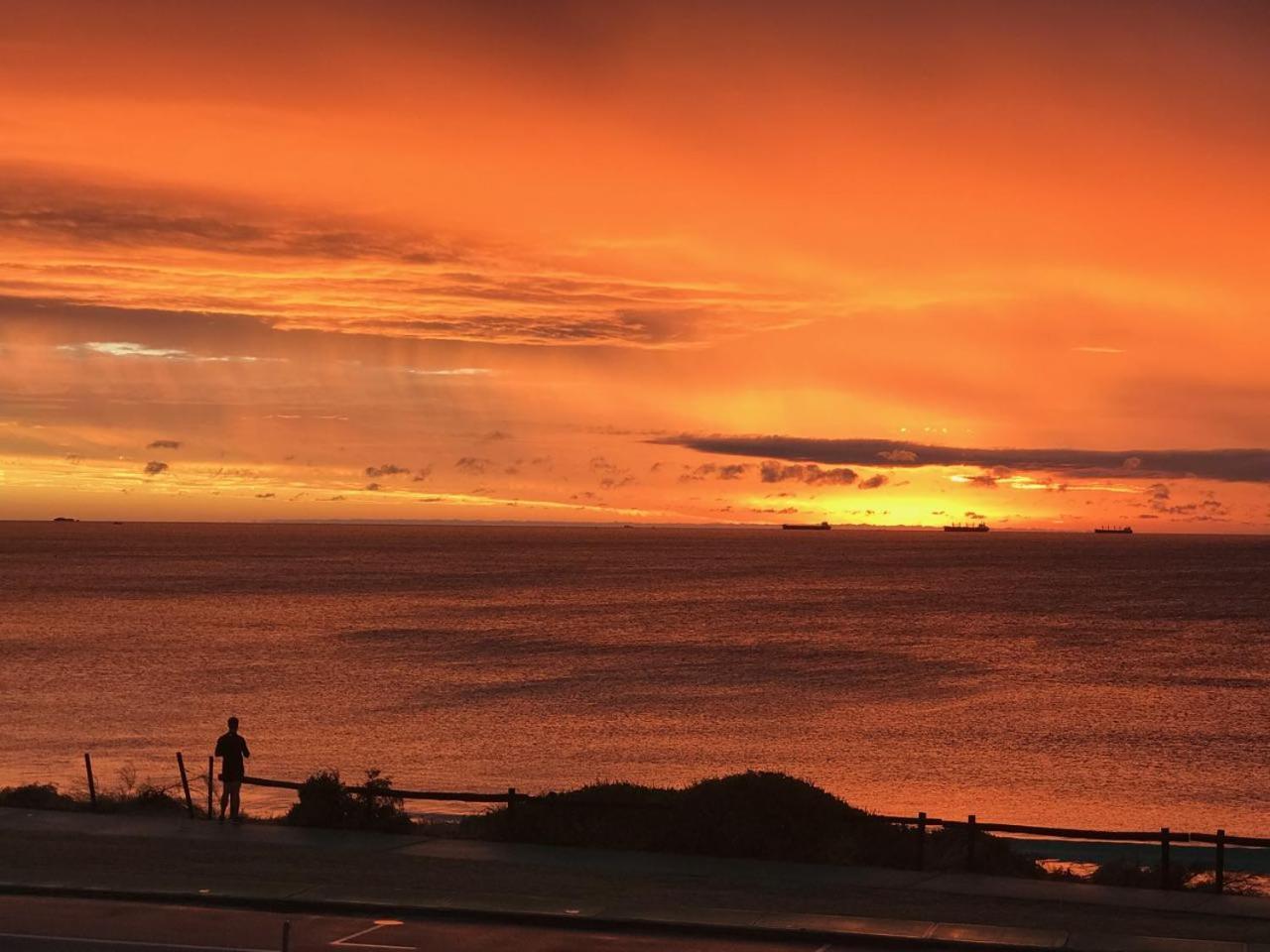 Cottesloe Beachfront Ocean View