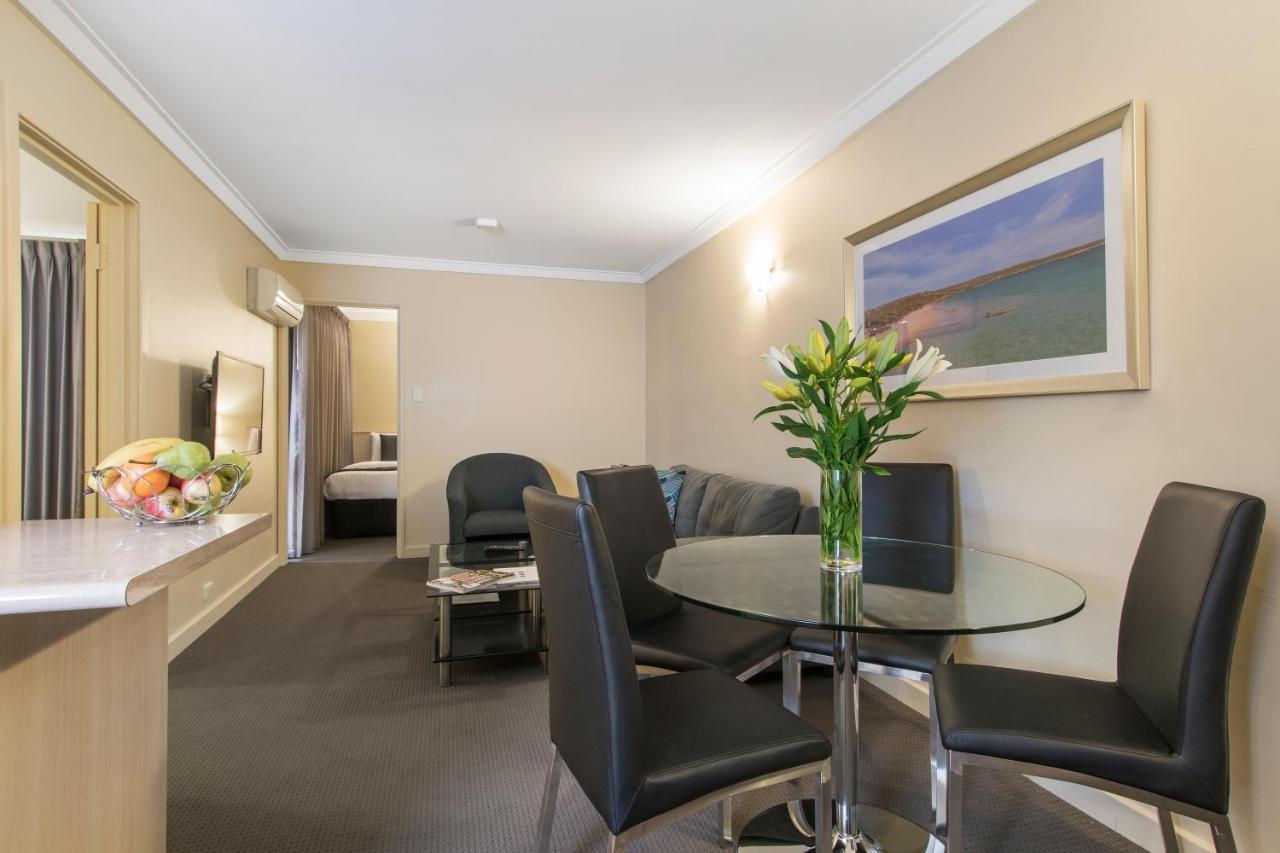 The Peninsula Riverside Serviced Aparthotel 4*
