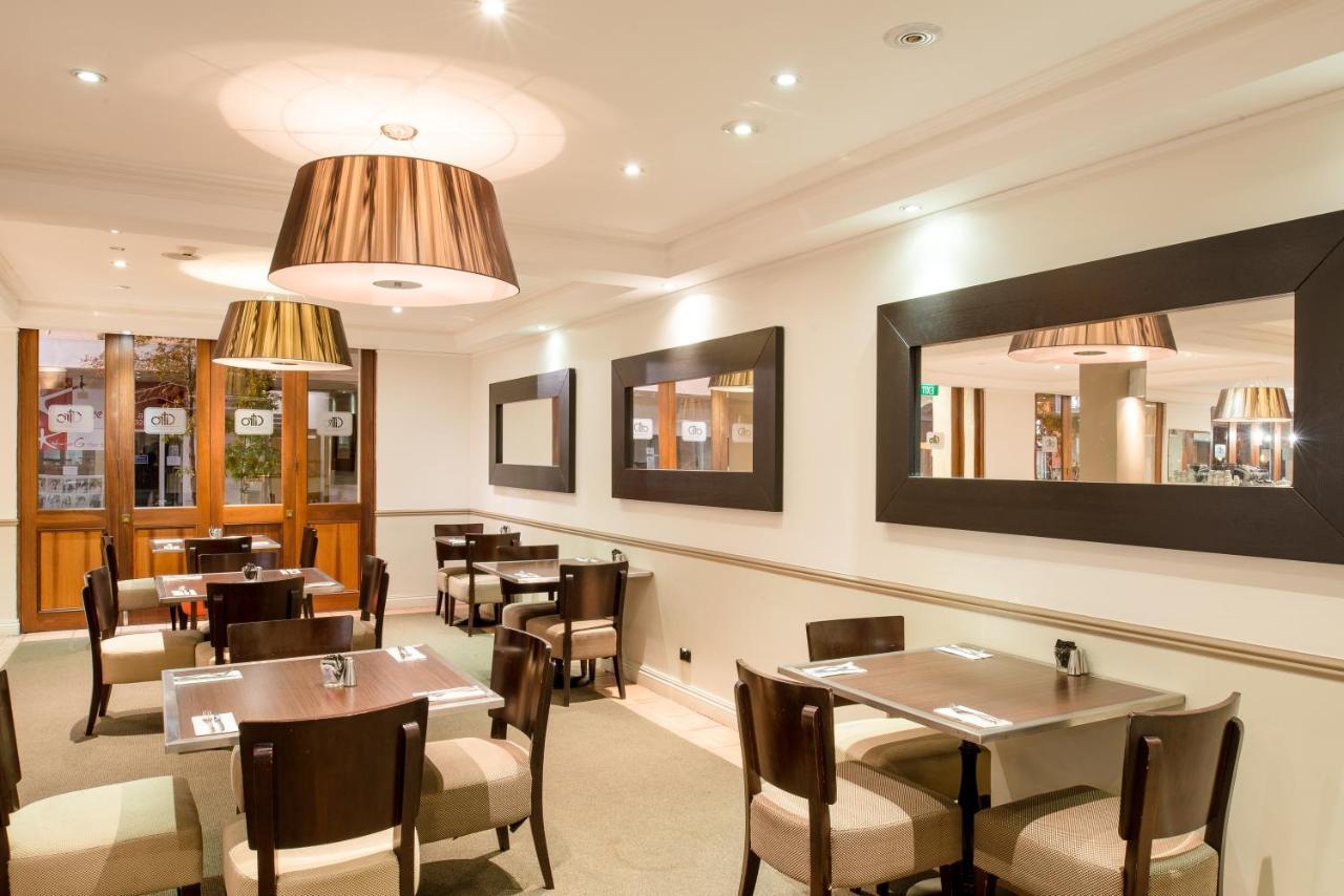 Hotel Seasons Of Perth