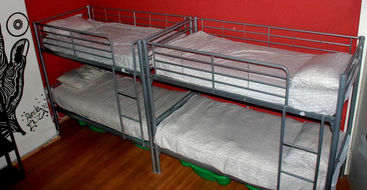 The Hive - Traveler Friendly, Passport Only Hostel Perth