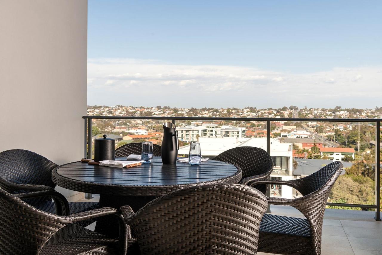 Ramada By Wyndham Vetroblu Scarborough