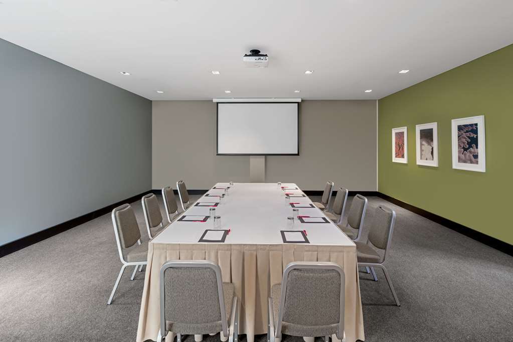 Adina Aparthotel Perth