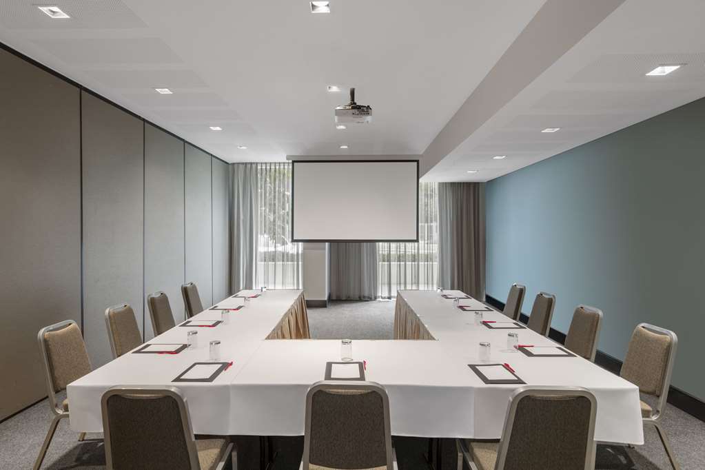 Adina Aparthotel Perth