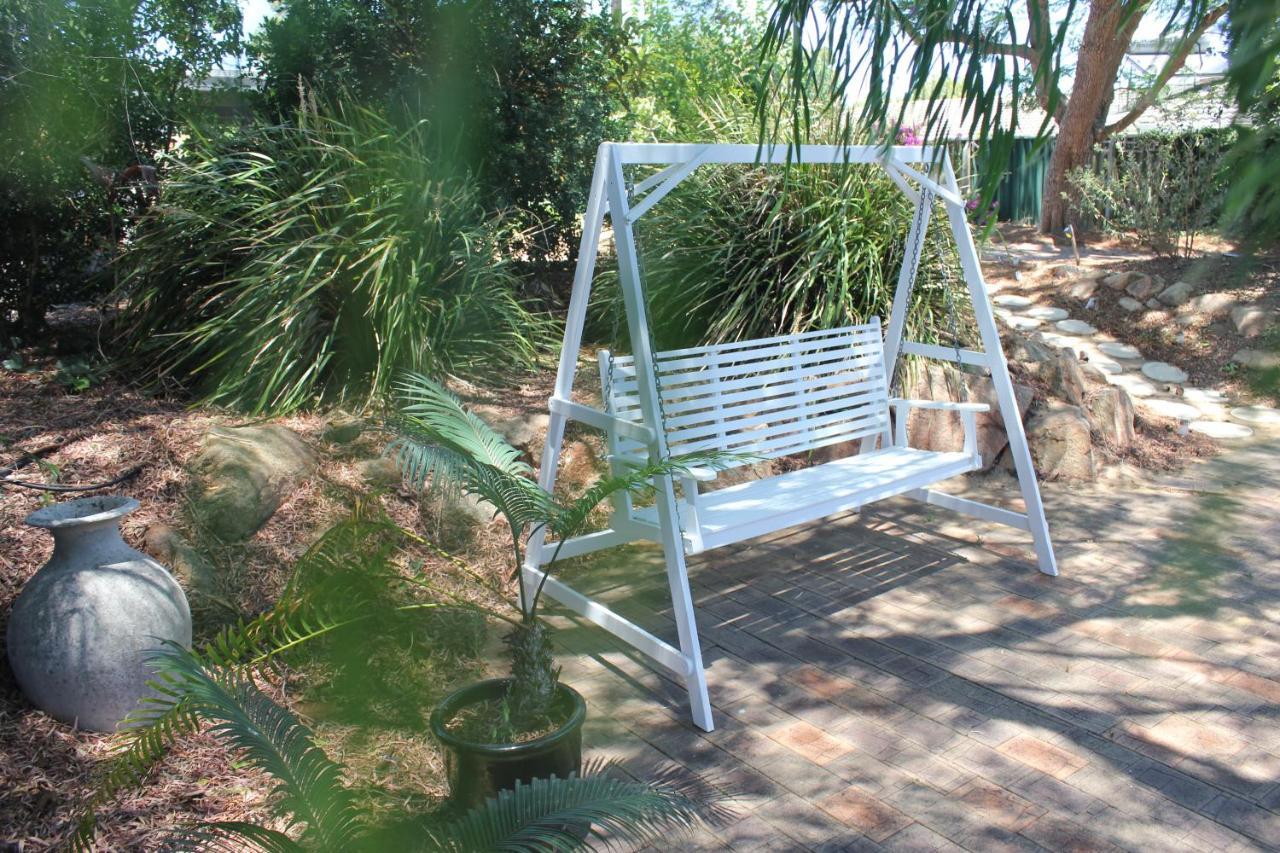 Jacaranda Hideaway