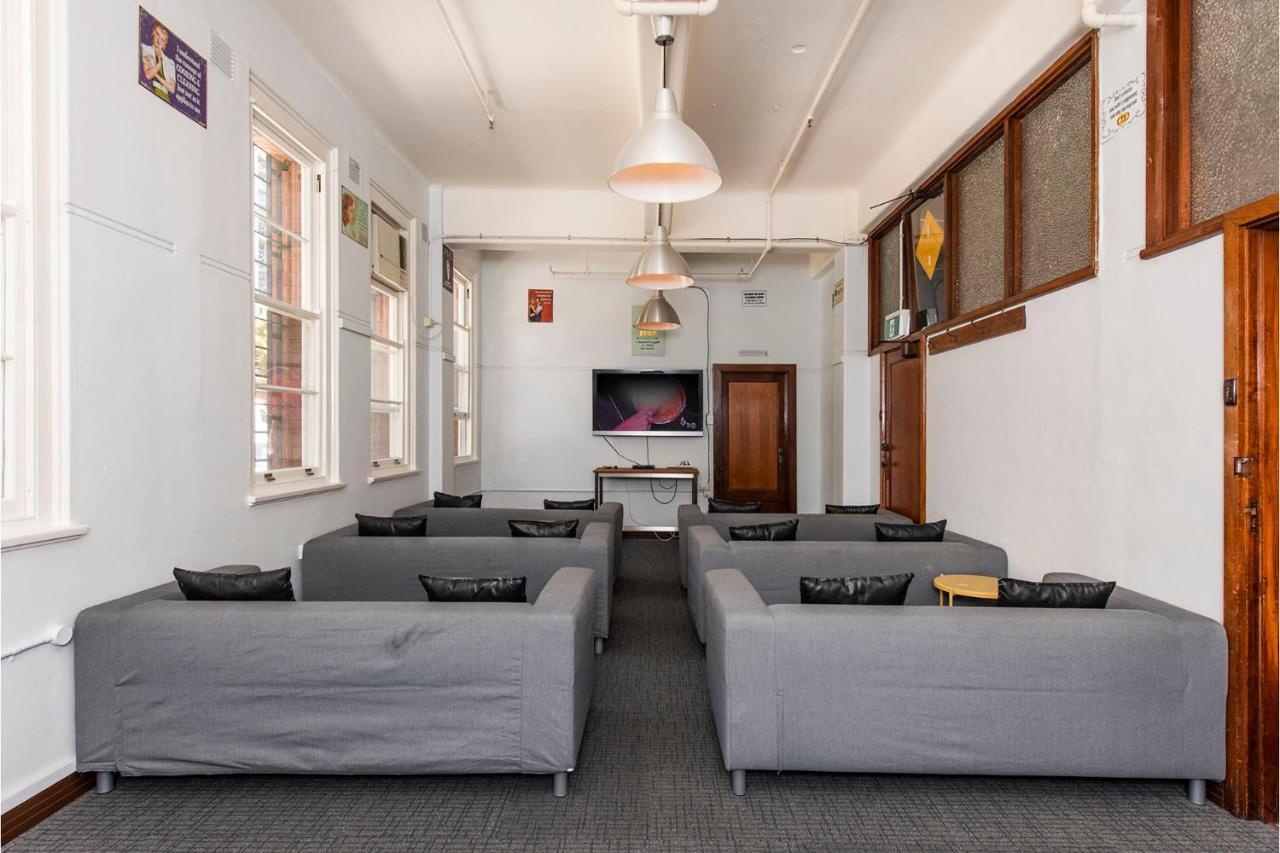 The Old Swan Barracks Hostel Perth