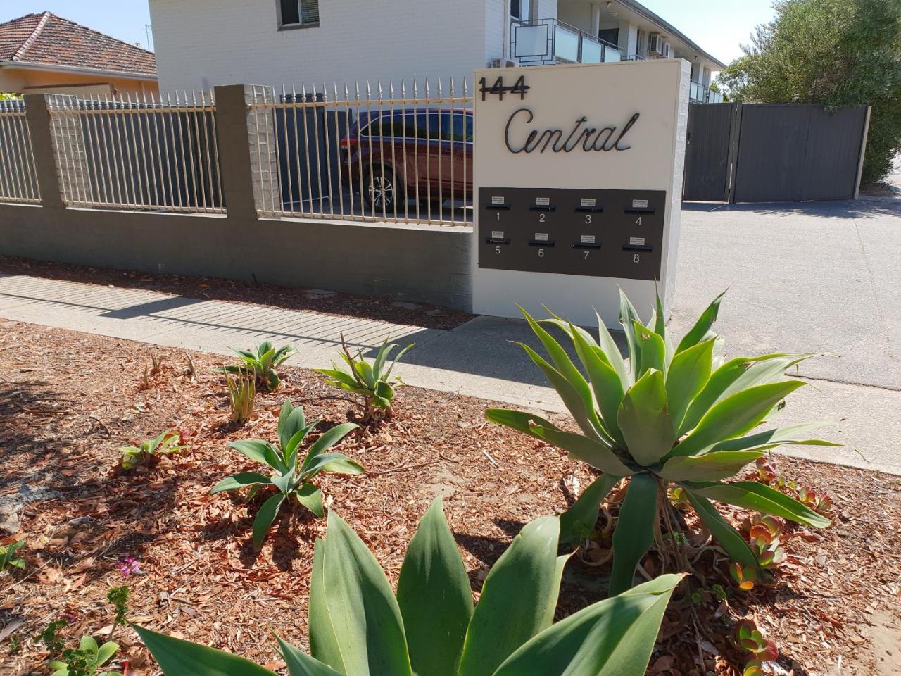 Mt.lawley Superb 2 Bedroom Location Comfort, Style 3 Apartemen Perth