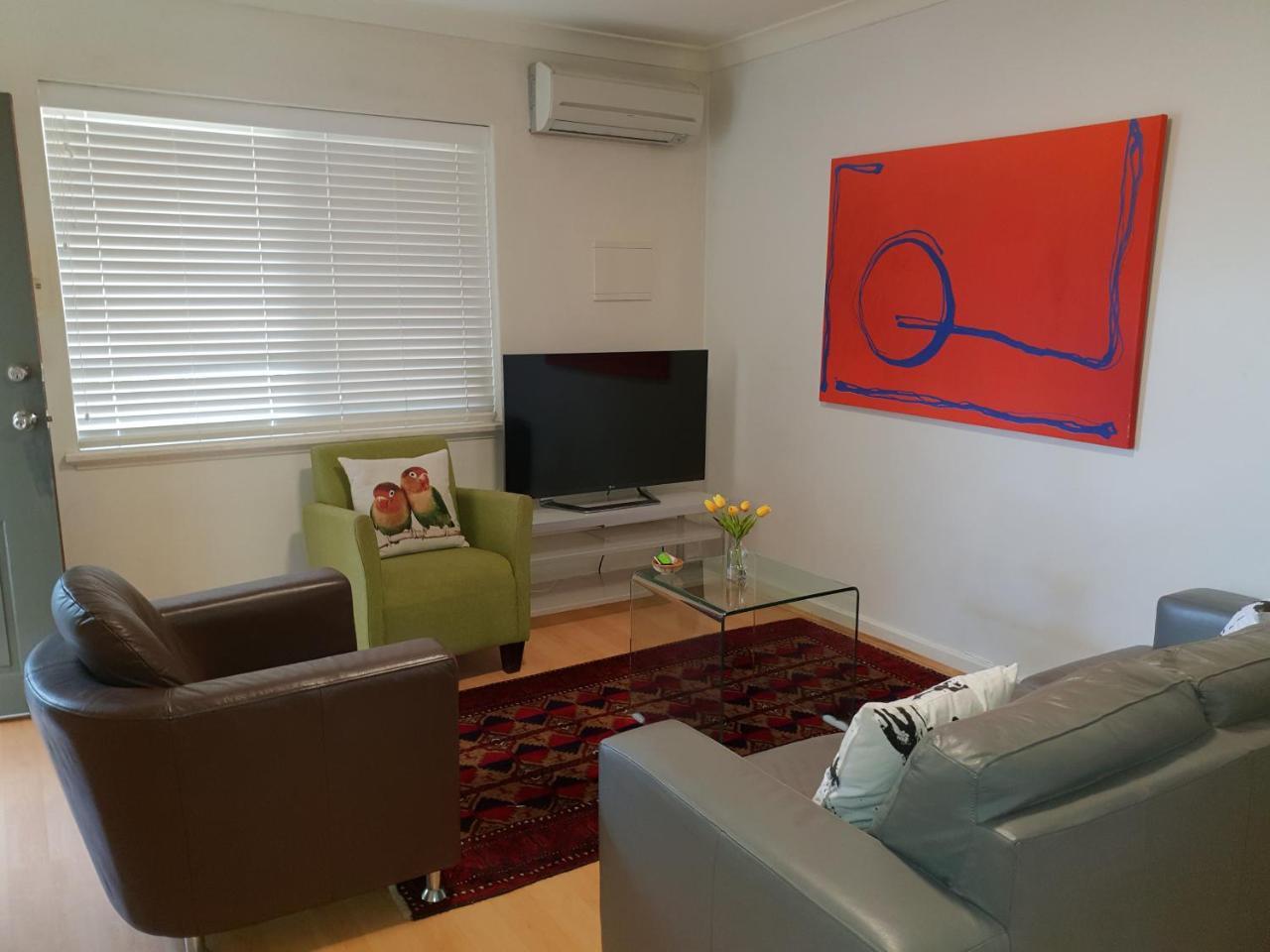 Mt.lawley Superb 2 Bedroom Location Comfort, Style 3 *