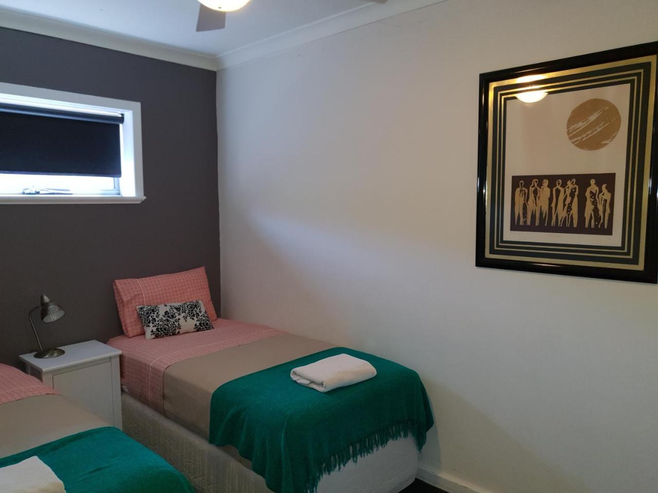 Mt.lawley Superb 2 Bedroom Location Comfort, Style 3