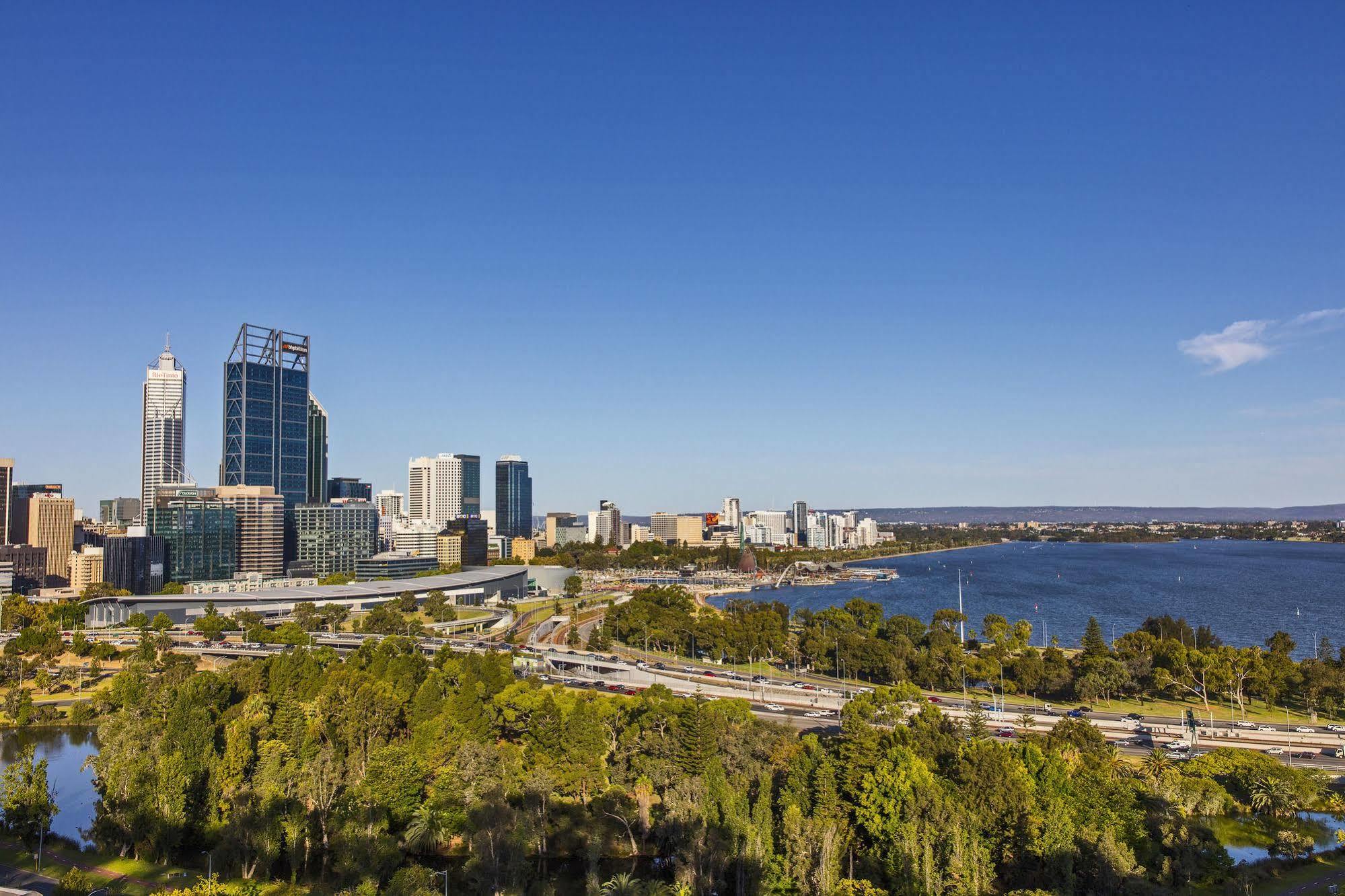 Aparthotel Quest Kings Park 4*