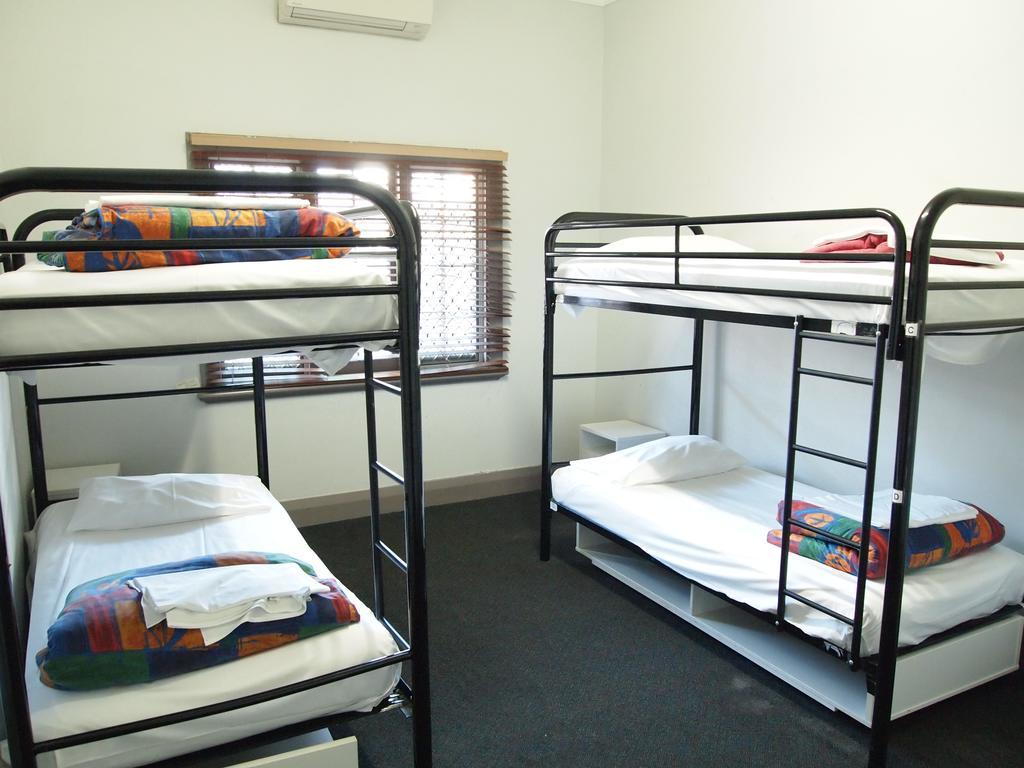 Hostel The Emperors Crown Hostel Perth