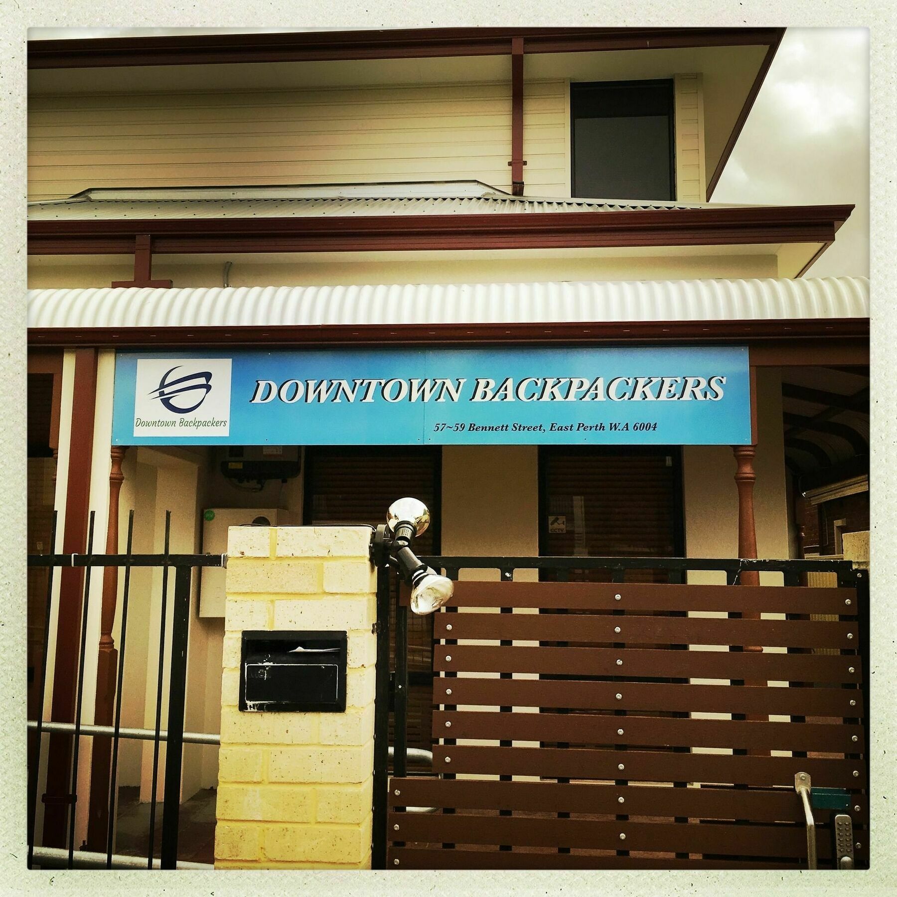 Downtown Backpackers - Note - Valid Passport Required For Check In