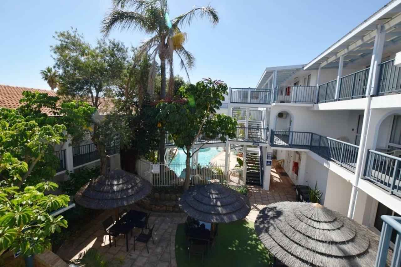 Apartment West Beach Lagoon 211 - Great Views *